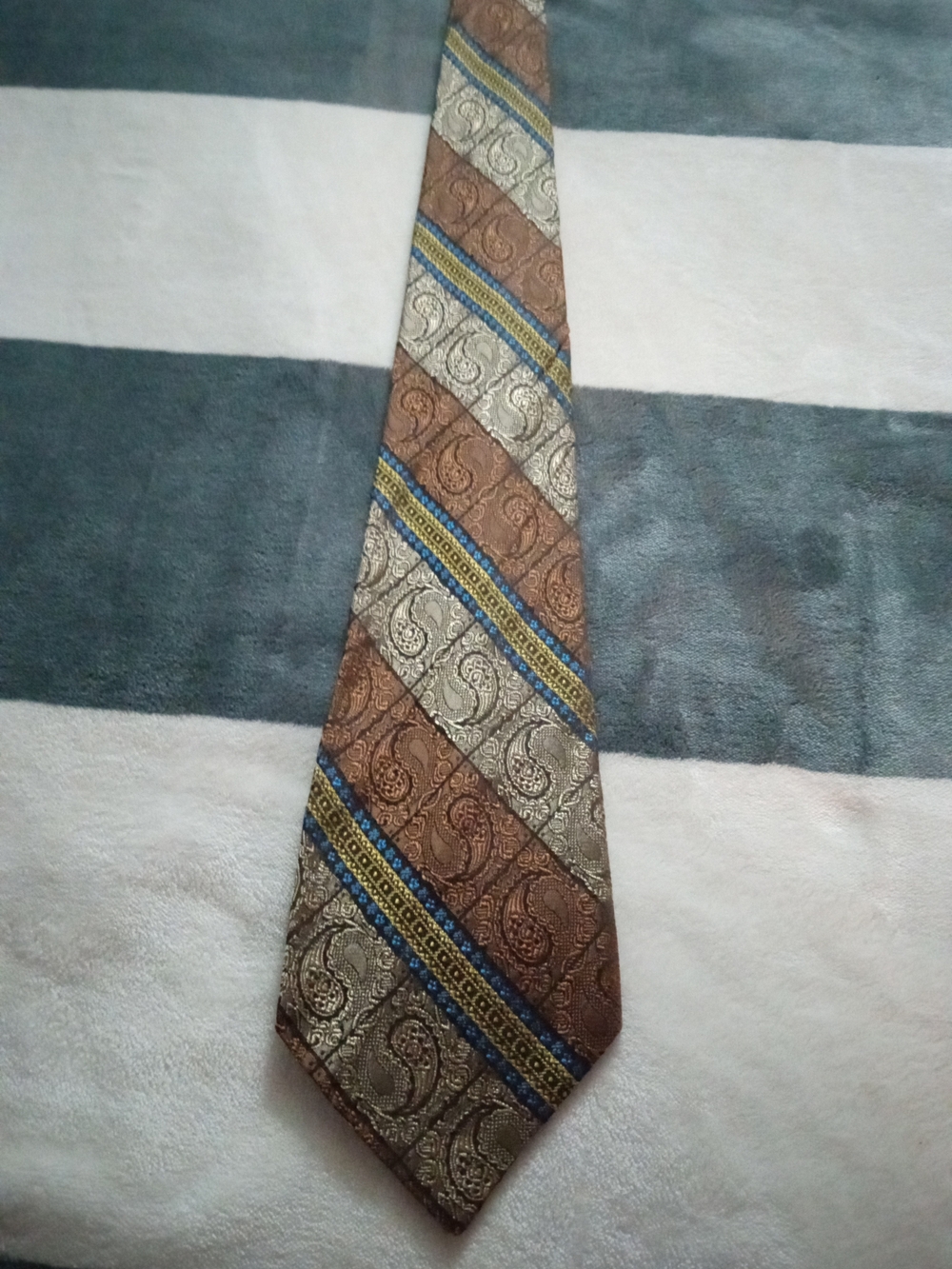 1950 Rare Beaux Avis Tie By Frank Struser Vintage 100% Acetate Collectable Tie